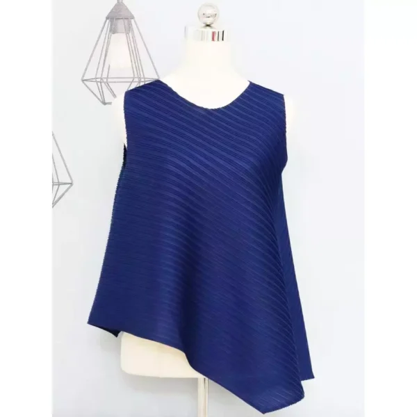Pleated Sleeveless Irregular Loose Top Free Size 40kg-65kg